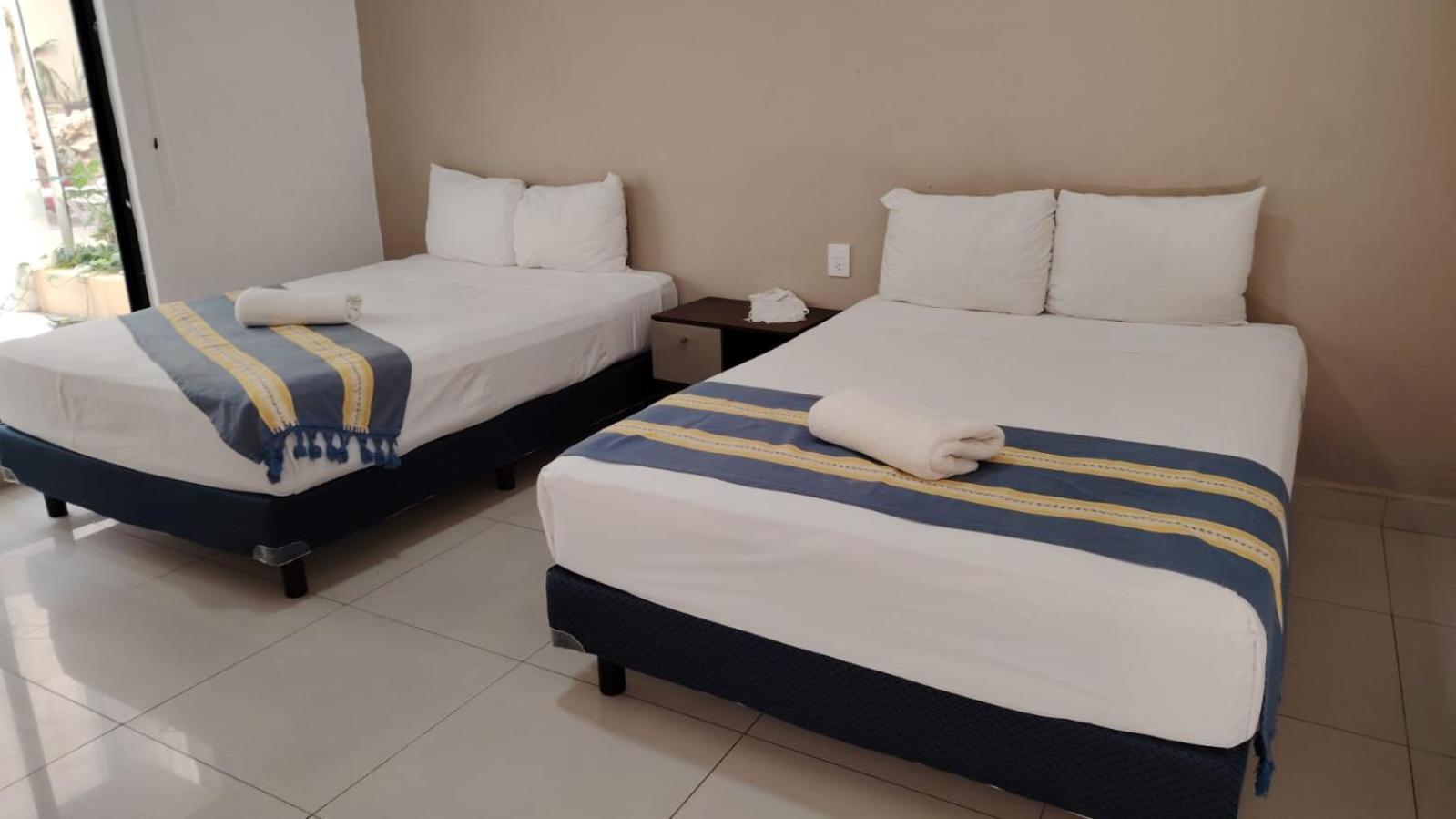 פלאייה דל כרמן Hotel Maya Turquesa מראה חיצוני תמונה